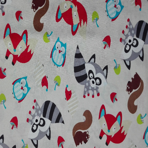 Tecido 100% Algodão Animais Bosque Fundo Creme