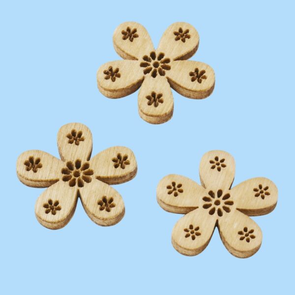 Flores em Madeira Natural Escuro 2 Cm. (Blister c/12 un.)